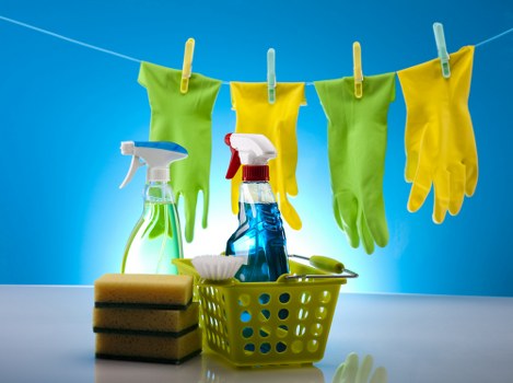 Deep carpet cleaning removing dirt and salt from Edmonton flooring
